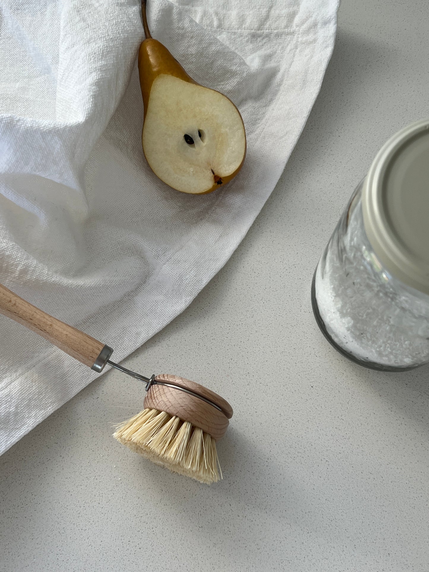 veto_Wooden Dish Brush_flatlay dish brush and jar